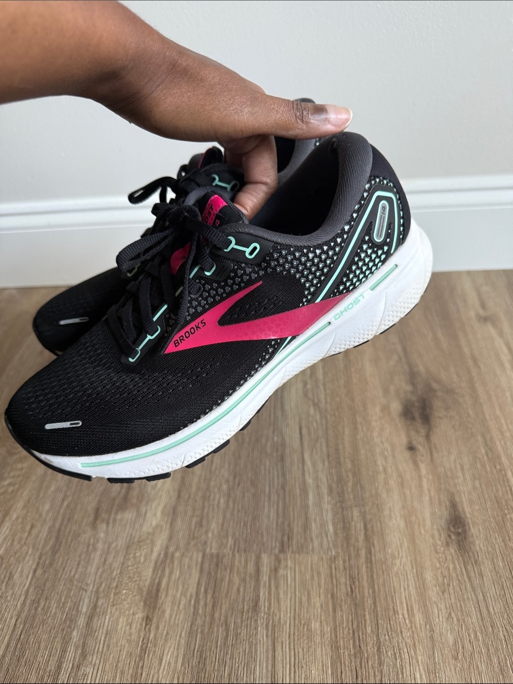 Brooks Ghost 14 Women’s Black and Pink Athletic Running Sneakers w/ Teal Size 9 - Picture 11 of 11